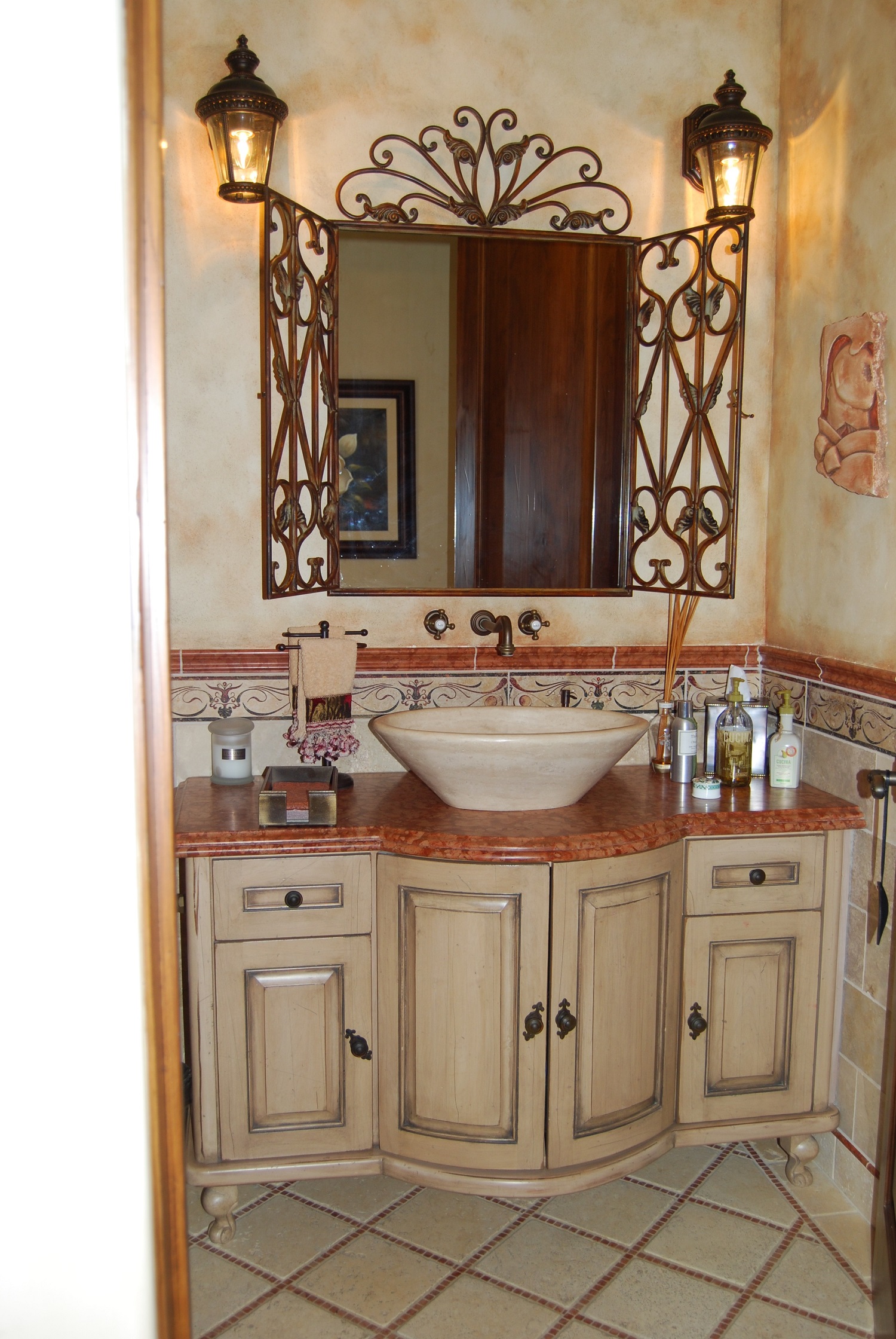 Bathroom Sink In Spanish Laptoptablets Us Vessel Sink Bathroom Decor