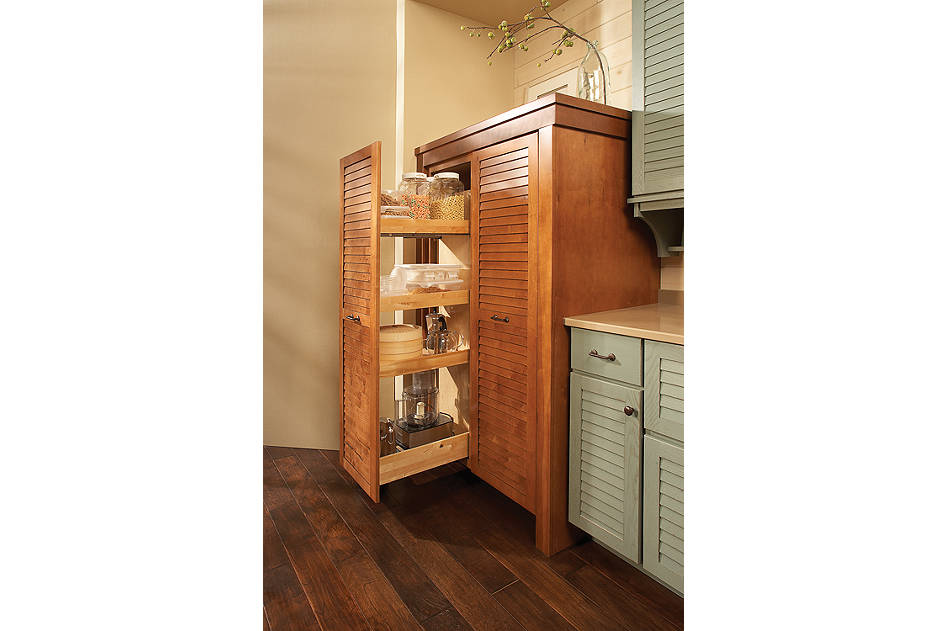 Yorktowne/Medallion cabinetry