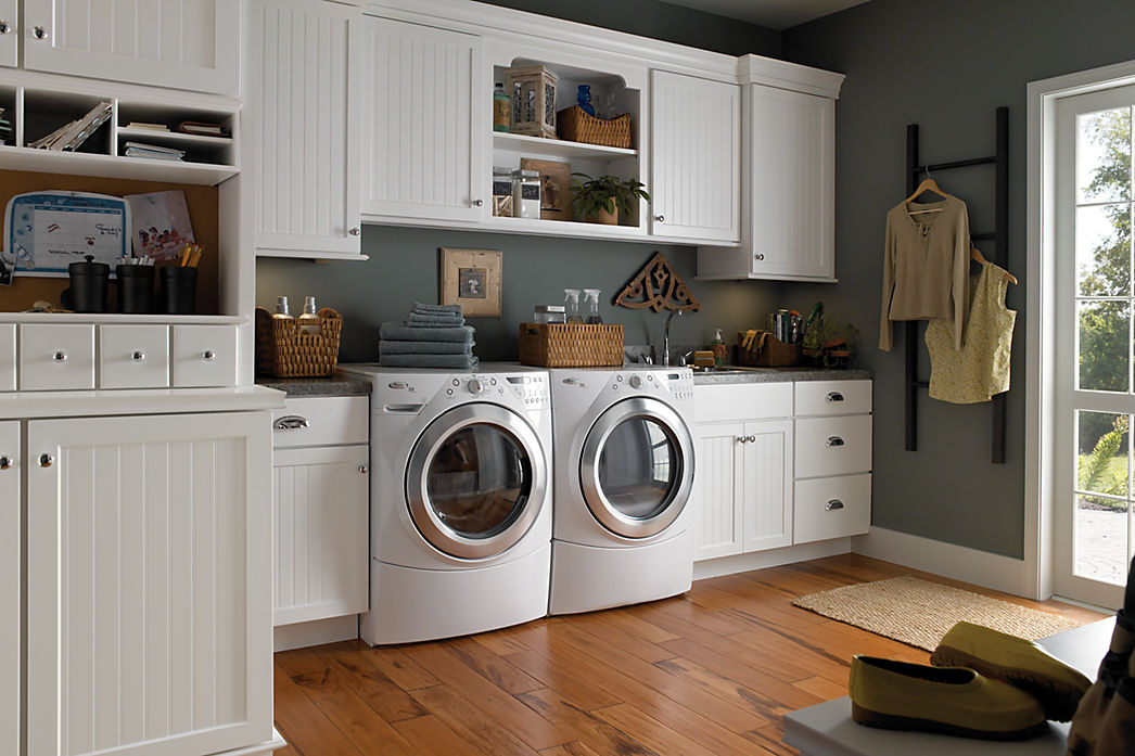 Yorktowne/Medallion cabinetry
