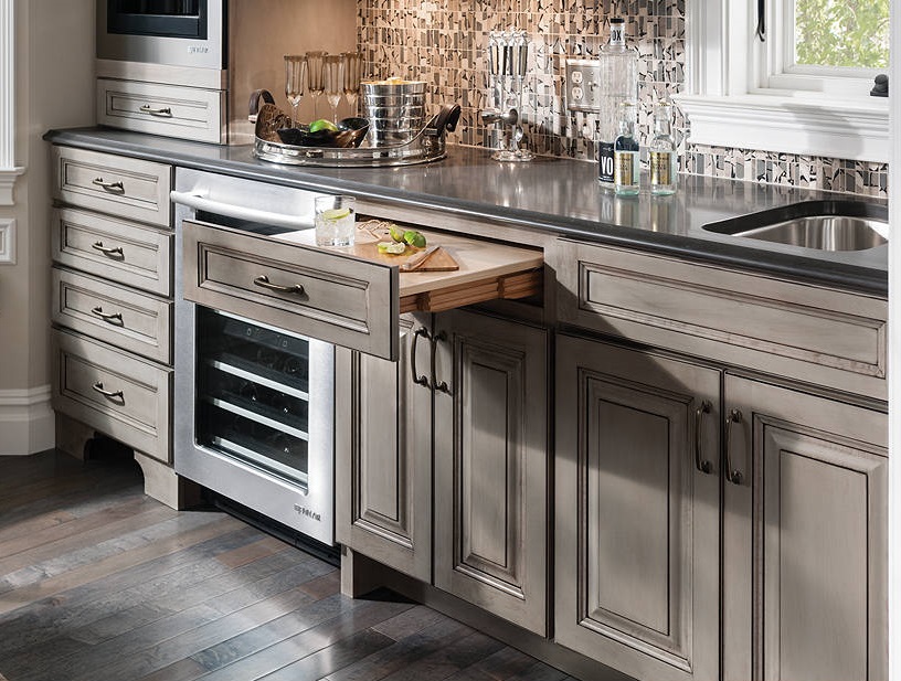 Yorktowne/Medallion cabinetry