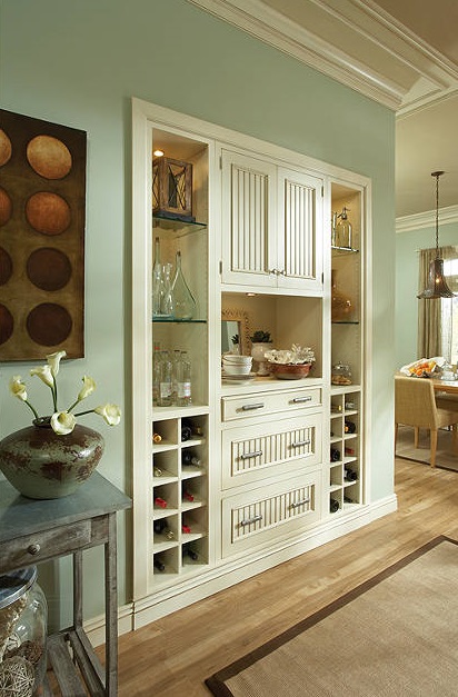 Yorktowne/Medallion cabinetry