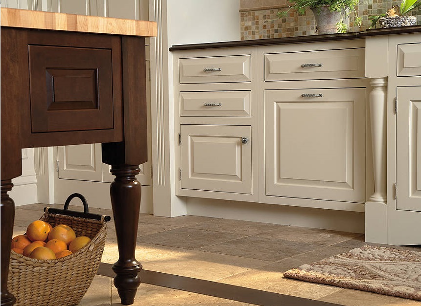 Yorktowne/Medallion cabinetry